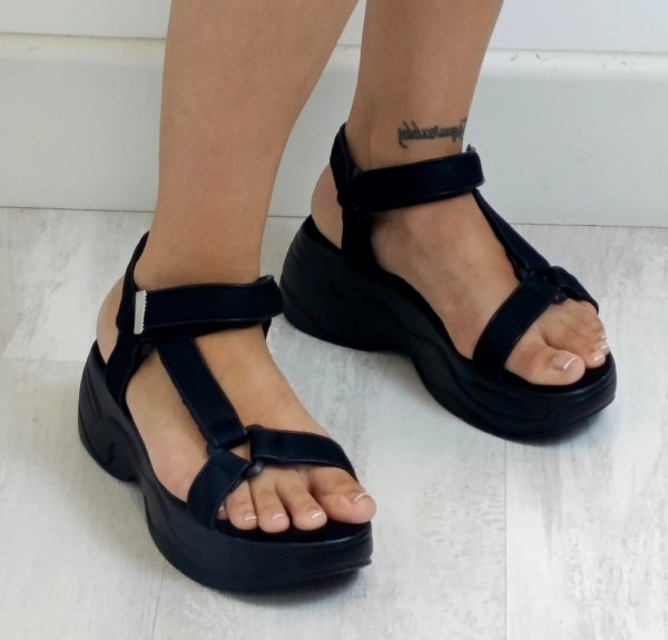 Sandalia Deportiva